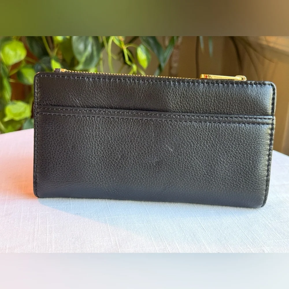 Michael Kors Black Pebbled‎ Leather Credit Card Zipper Pocket Bifold Wallet